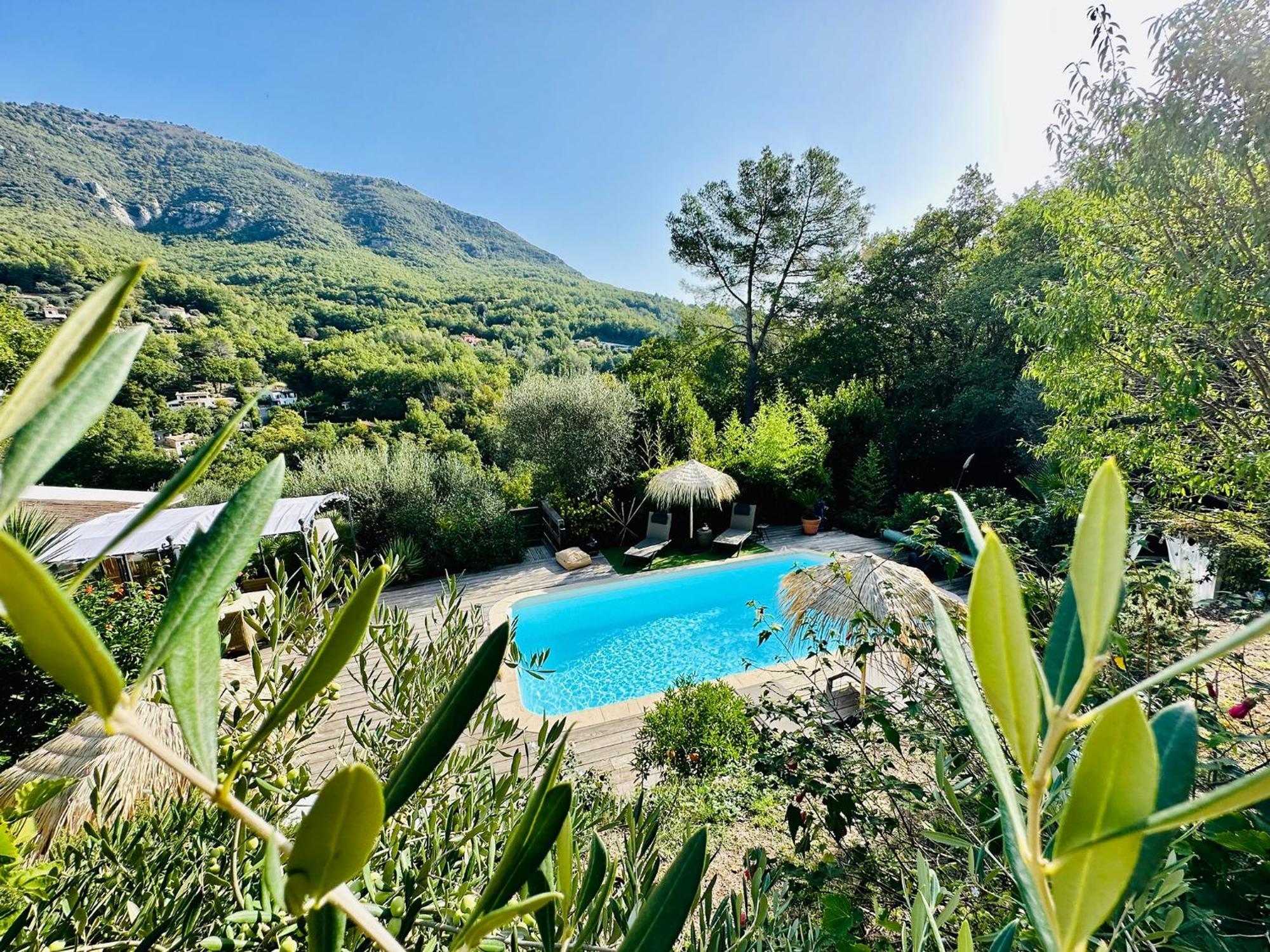Apartamento Domaine Les Deux Roches Le Bar-sur-Loup Habitación foto