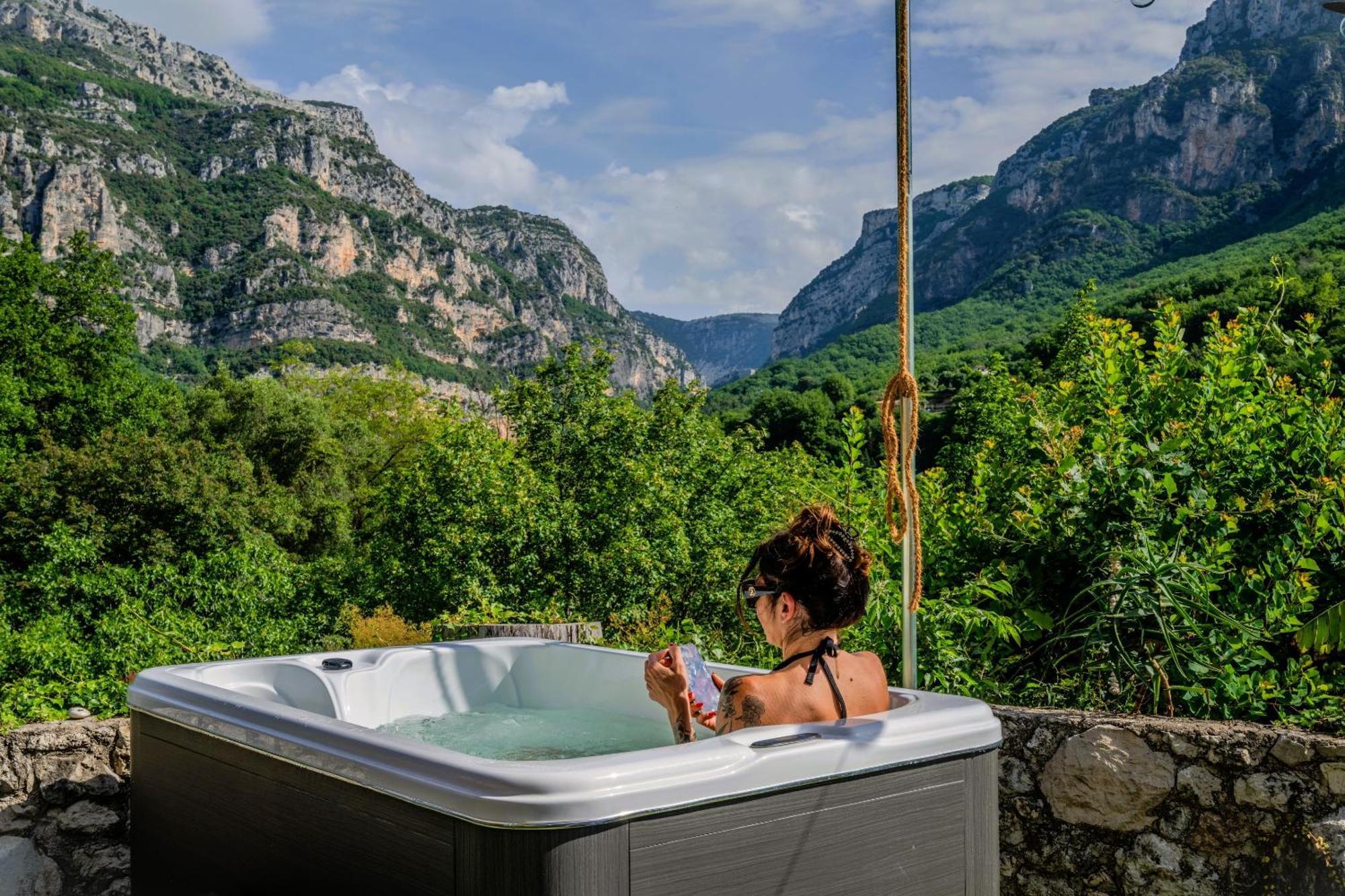 Apartamento Domaine Les Deux Roches Le Bar-sur-Loup Habitación foto